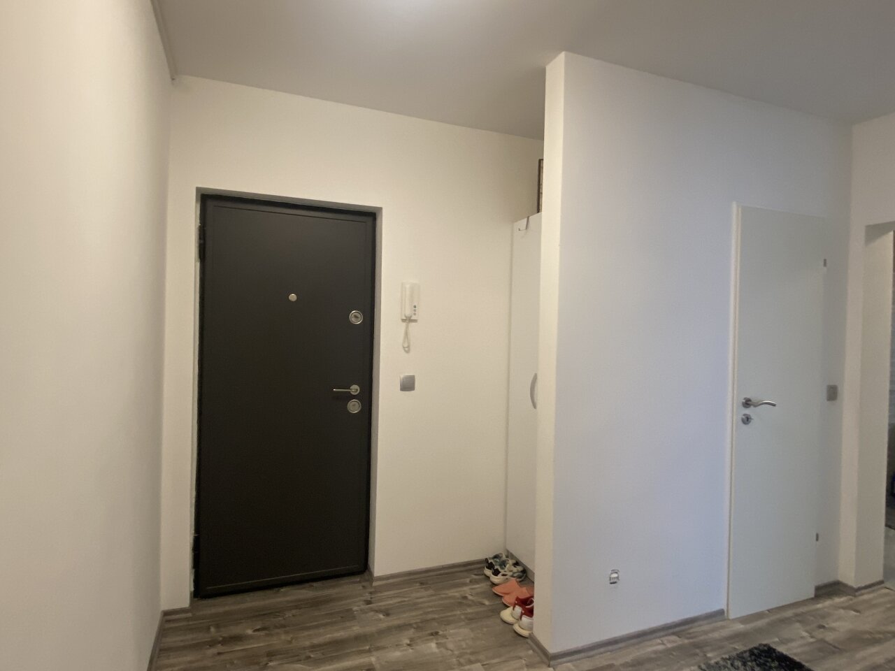 nähe Maria Hilf ++ sehr schön sanierte 2 Zimmer Wohnung mit Garage