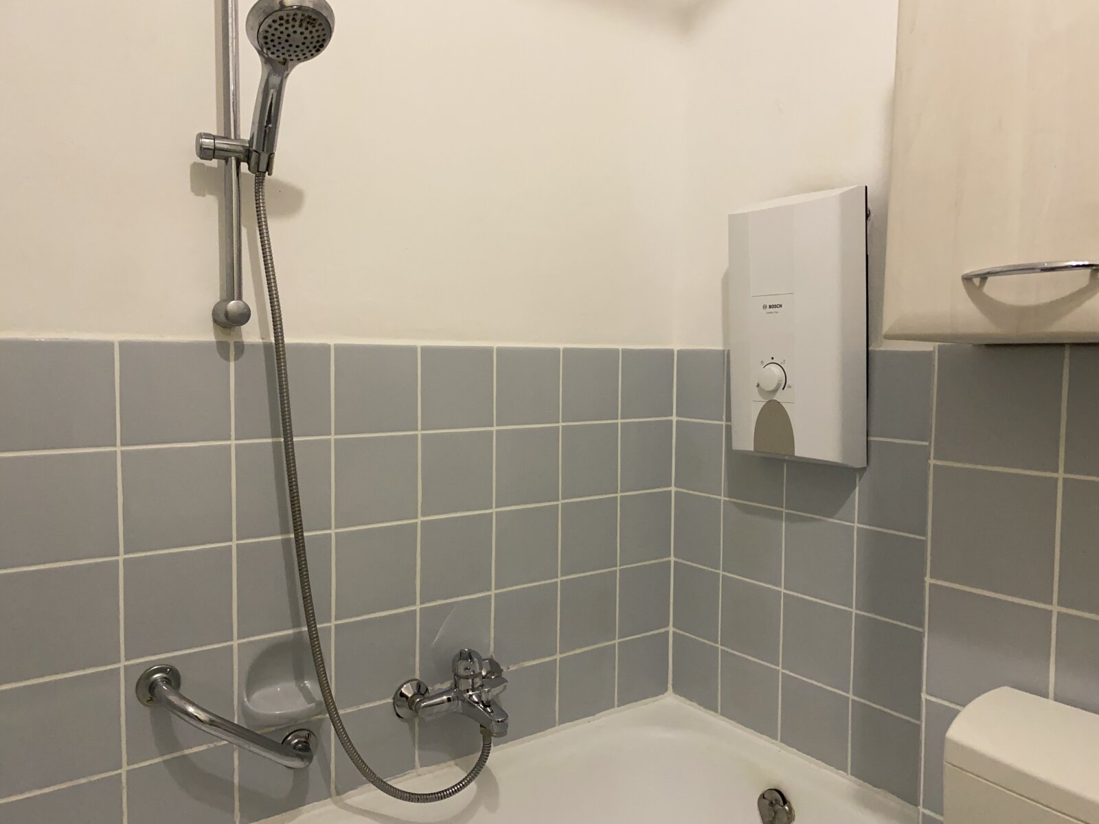 vermietete 2 Zimmer ETW und Garage in gepflegter Wohnanlage nahe Hülser Bruch