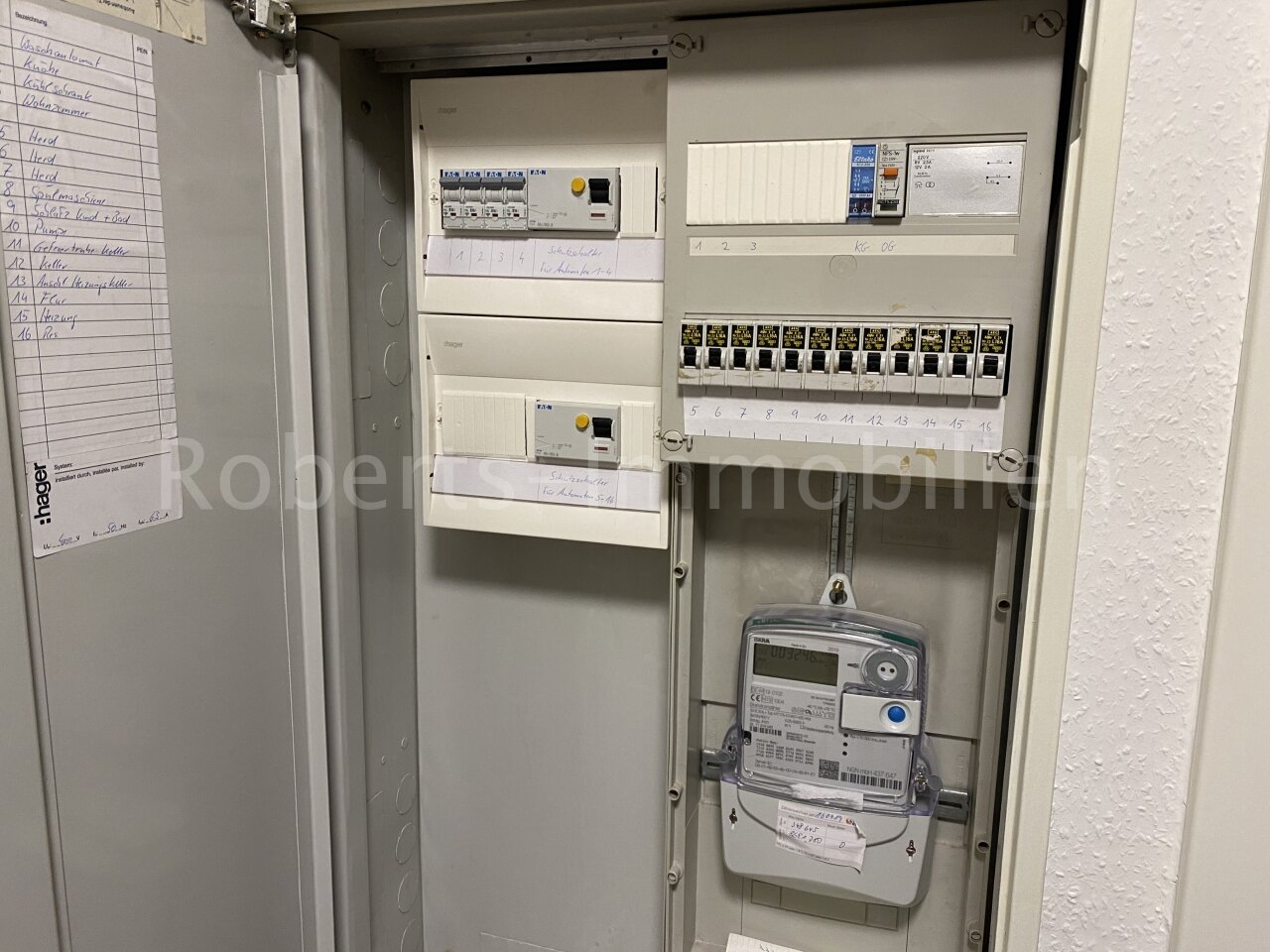 gehobene Elektroinstallation