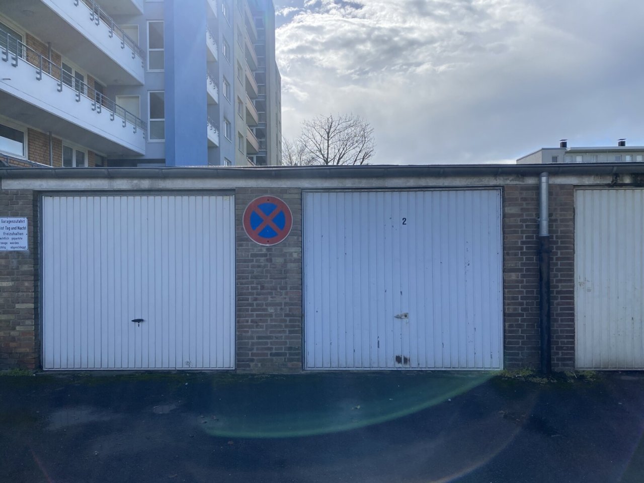 dazugehörige Garage dazugehörige Garage