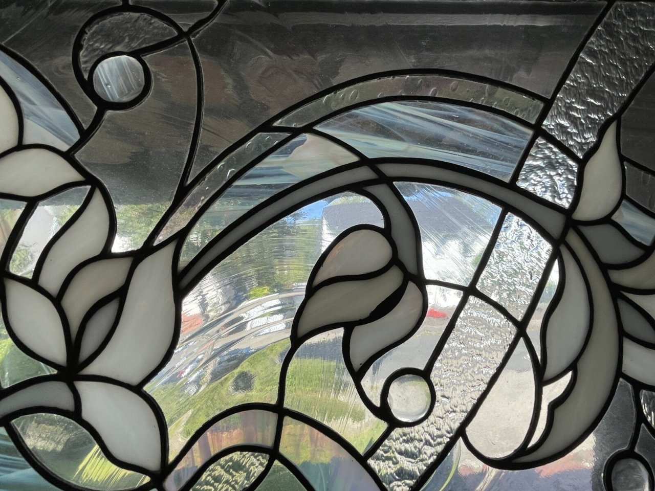Künstlerisches Ornamentglas über Haustür Künstlerisches Ornamentglas über Haustür